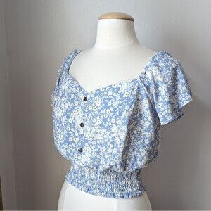 NWT Blue Daisy Floral Crop Top by Monteau Size L